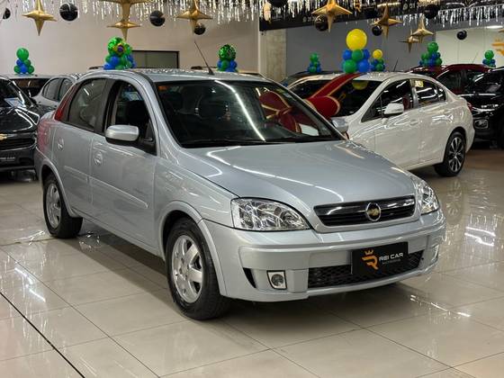 CHEVROLET CORSA 1.4 MPFI PREMIUM SEDAN 8V FLEX 4P MANUAL CHEVROLET CORSA 1.4 MPFI PREMIUM SEDAN 8V FLEX 4P MANUAL